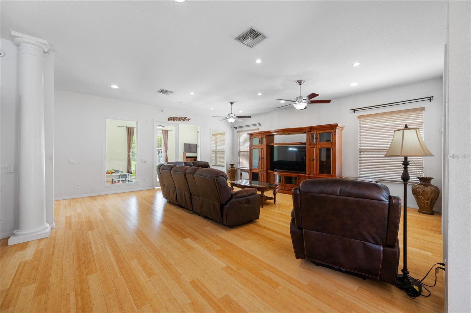 13030 DELWOOD RD — photo 19