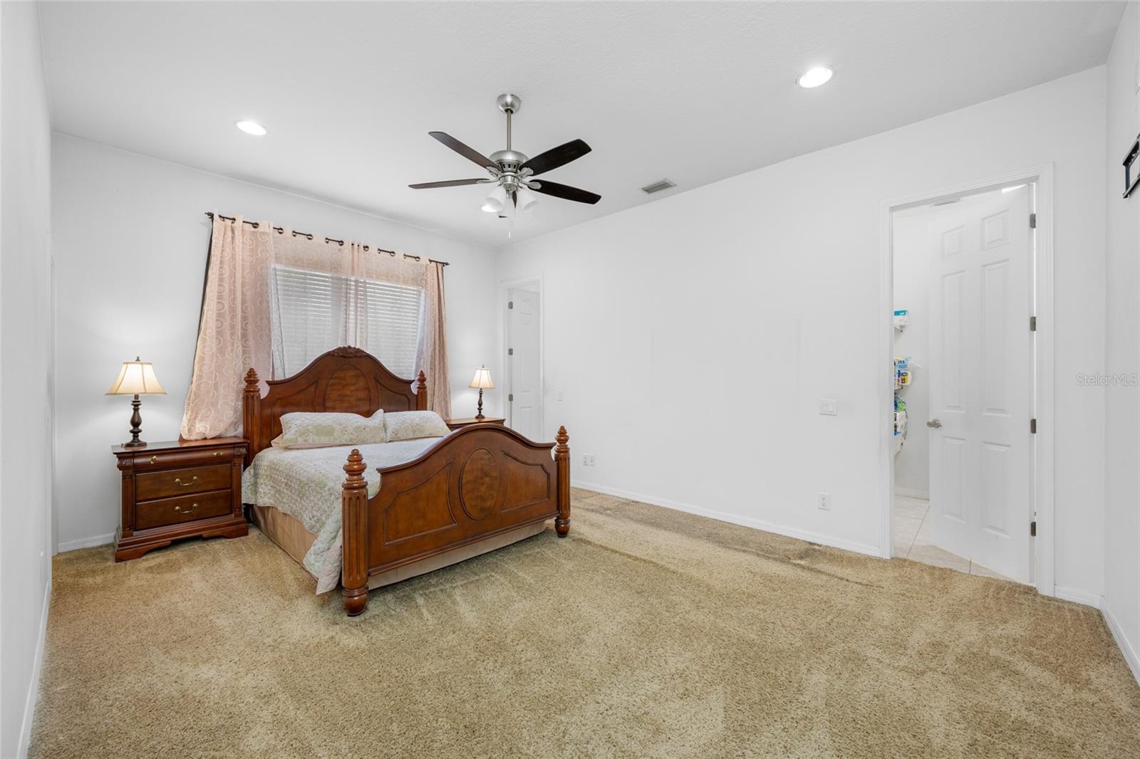 13030 DELWOOD RD — photo 31
