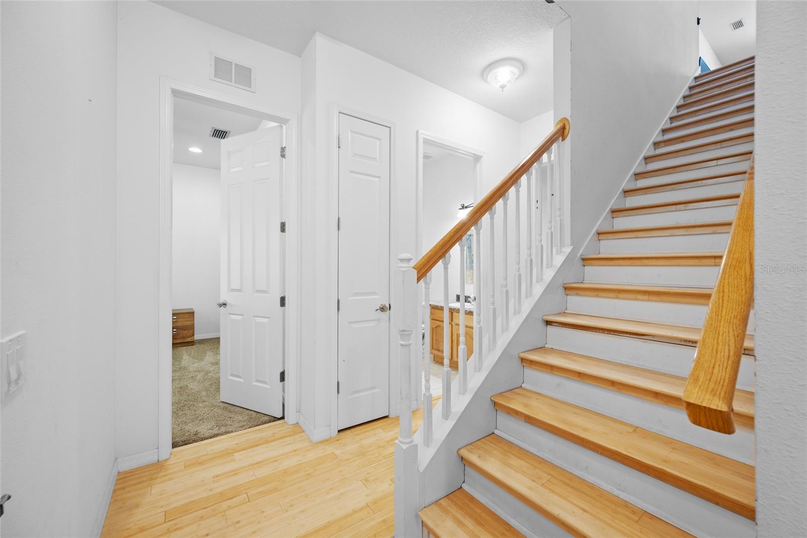 13030 DELWOOD RD — photo 23