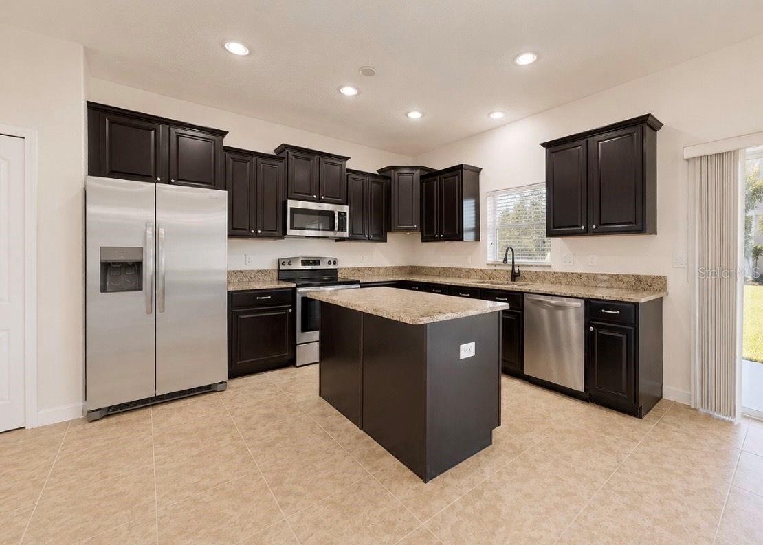 125 ORANGE MILL AVE — photo 17