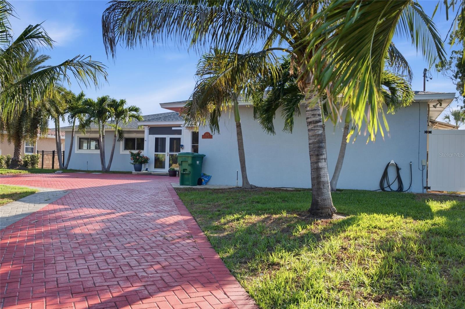 1818 DOLPHIN BLVD S — photo 6