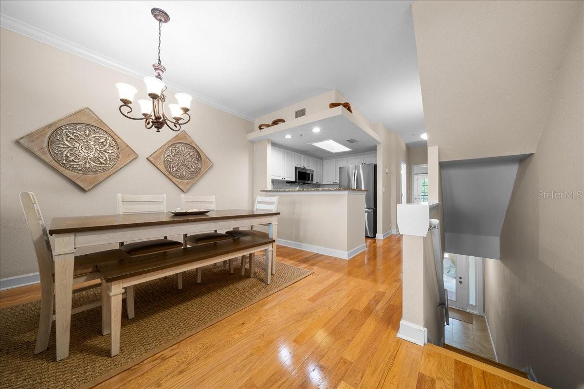 158 BRENT CIR — photo 13