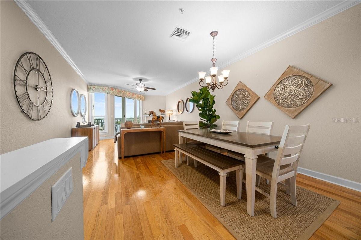 158 BRENT CIR — photo 12