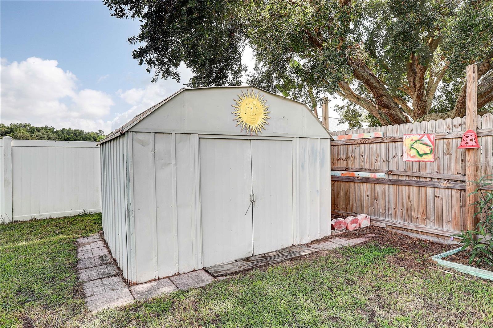 2242 TOWERING OAKS CIR — photo 36