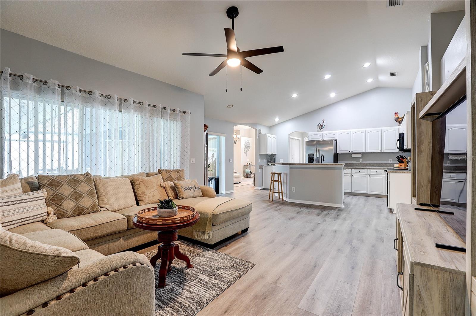 2242 TOWERING OAKS CIR — photo 21