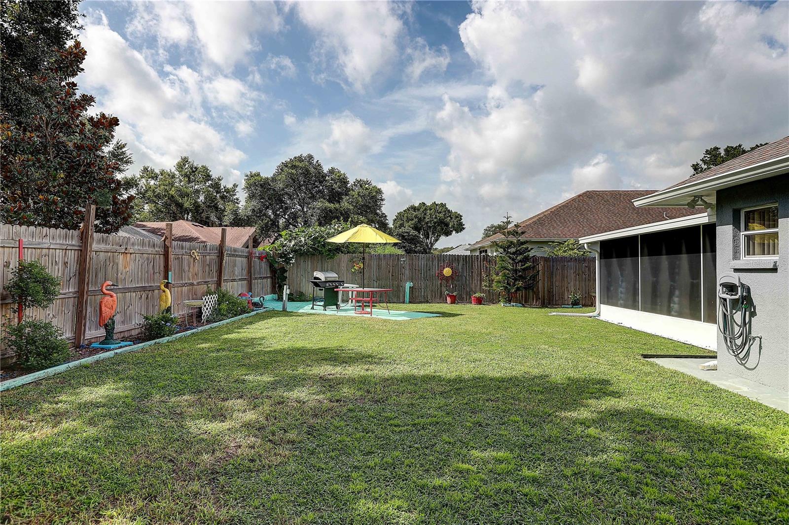 2242 TOWERING OAKS CIR — photo 35