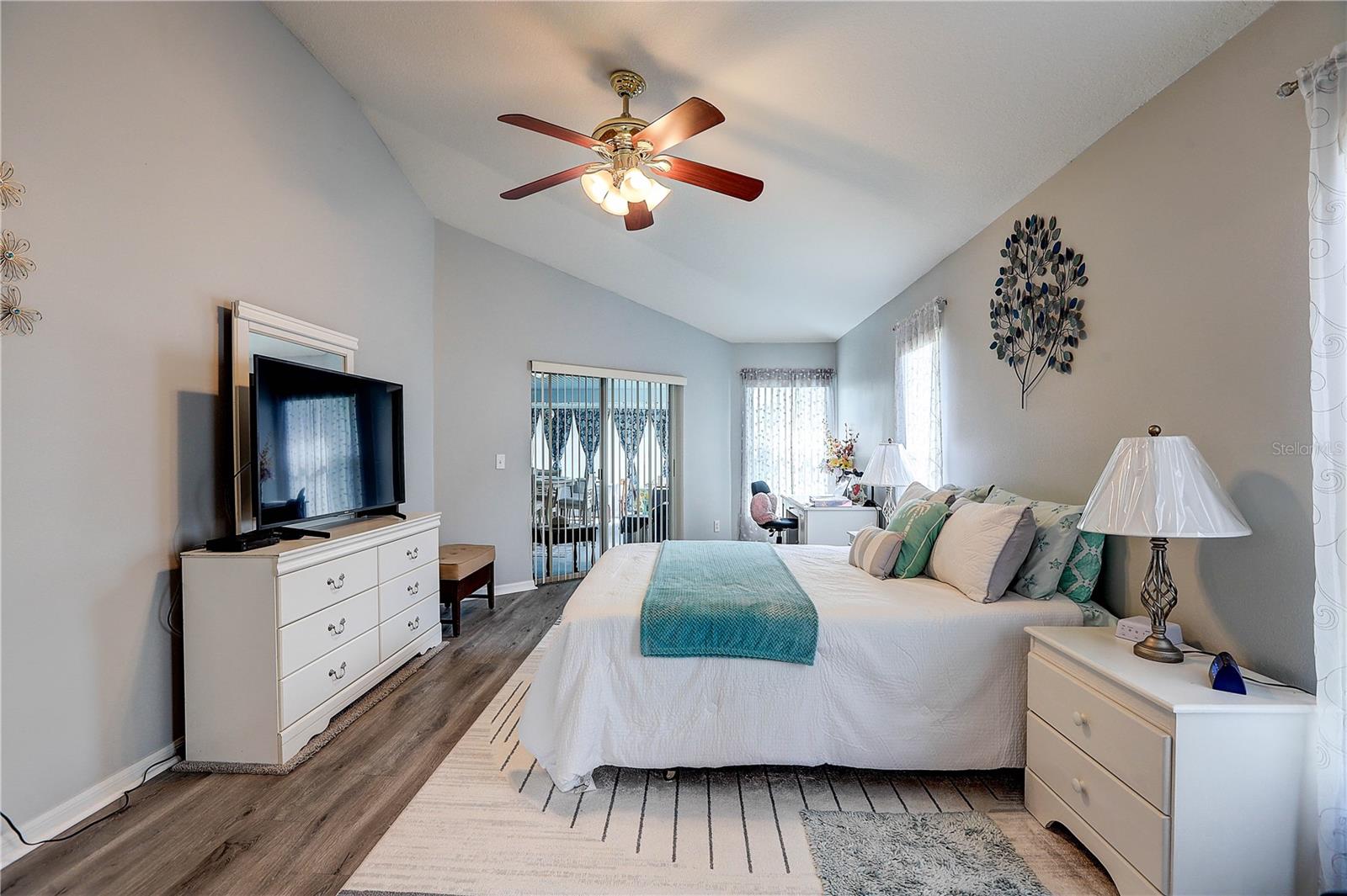 2242 TOWERING OAKS CIR — photo 14