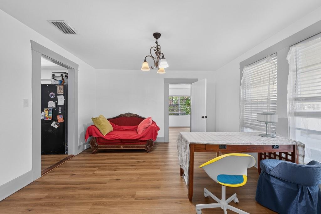 6020 N FLORA VISTA AVE — photo 7