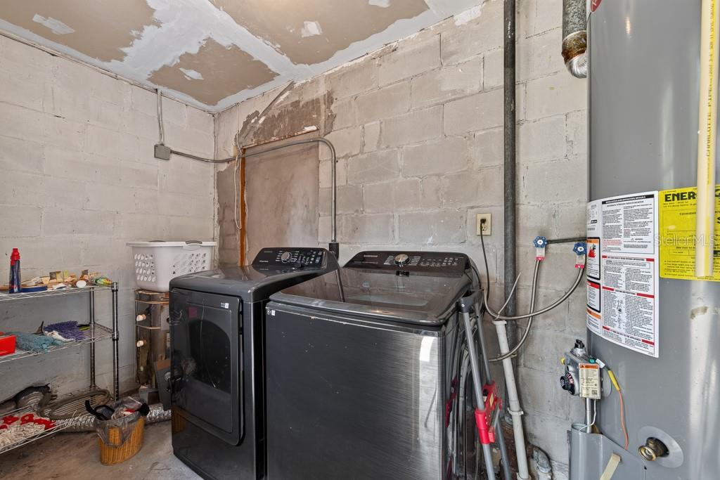 6020 N FLORA VISTA AVE — photo 53
