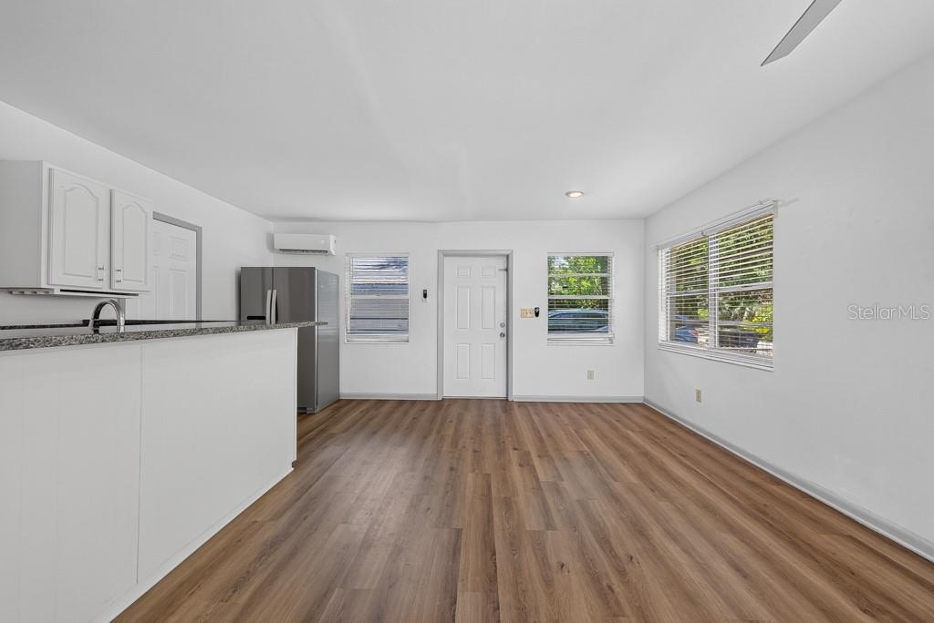 6020 N FLORA VISTA AVE — photo 33