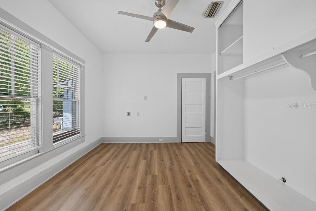 6020 N FLORA VISTA AVE — photo 38