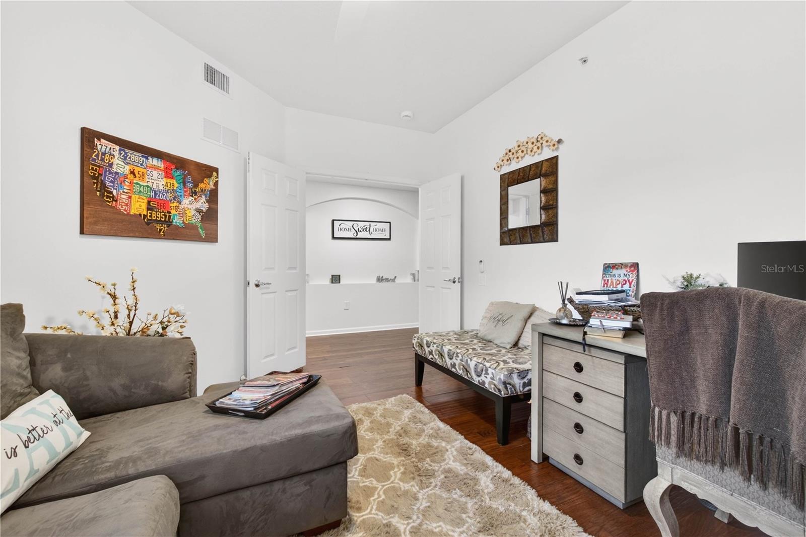 852 LANTERN WAY — photo 11