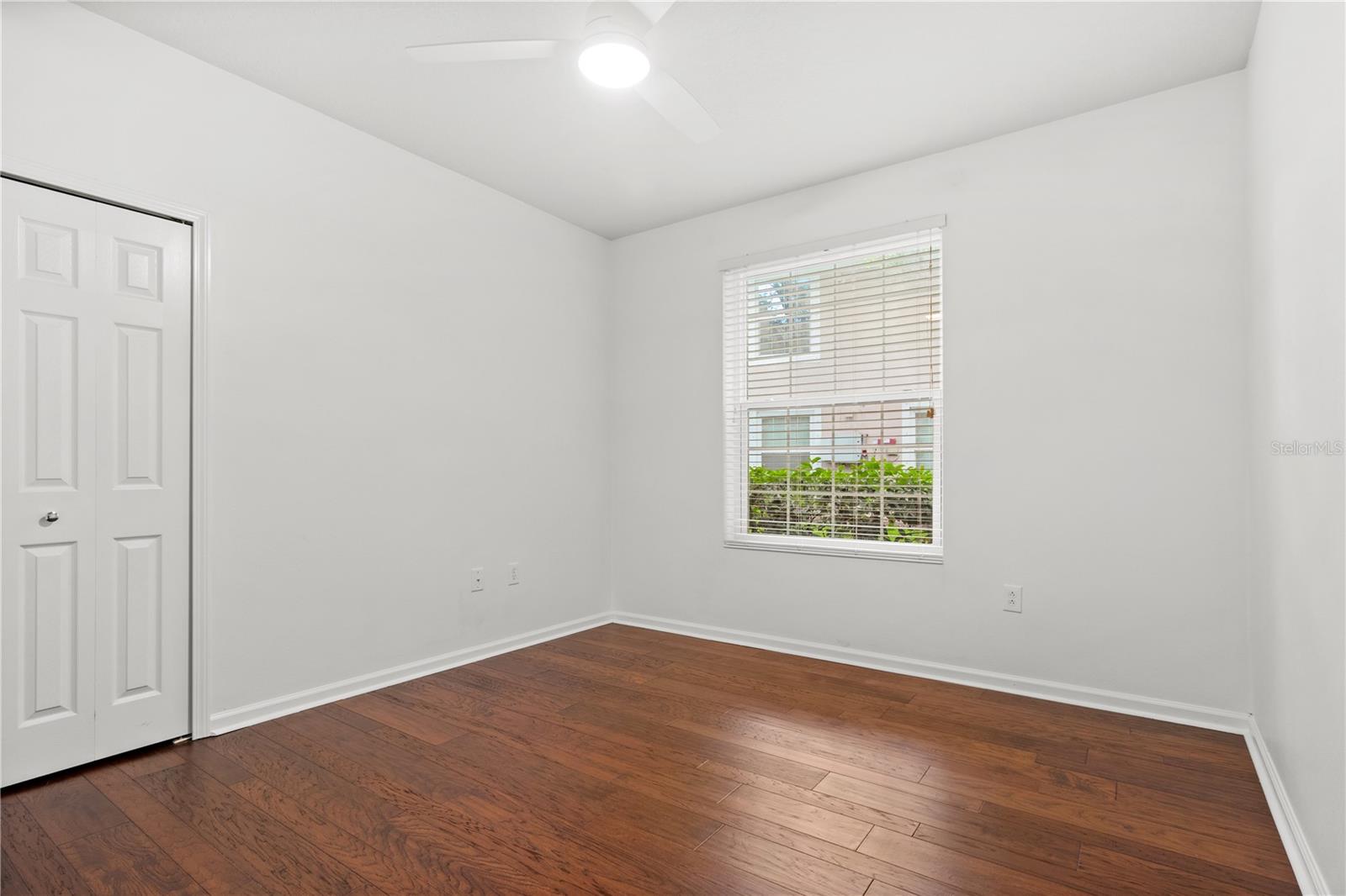 852 LANTERN WAY — photo 7
