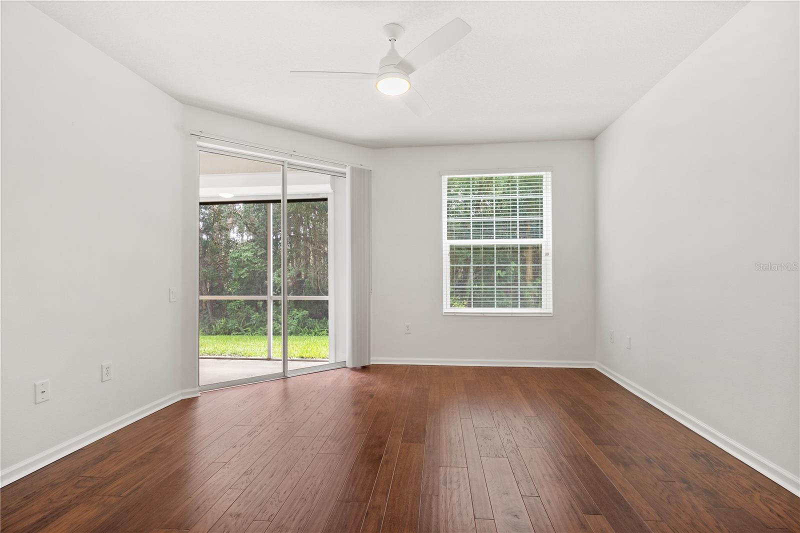 852 LANTERN WAY — photo 30