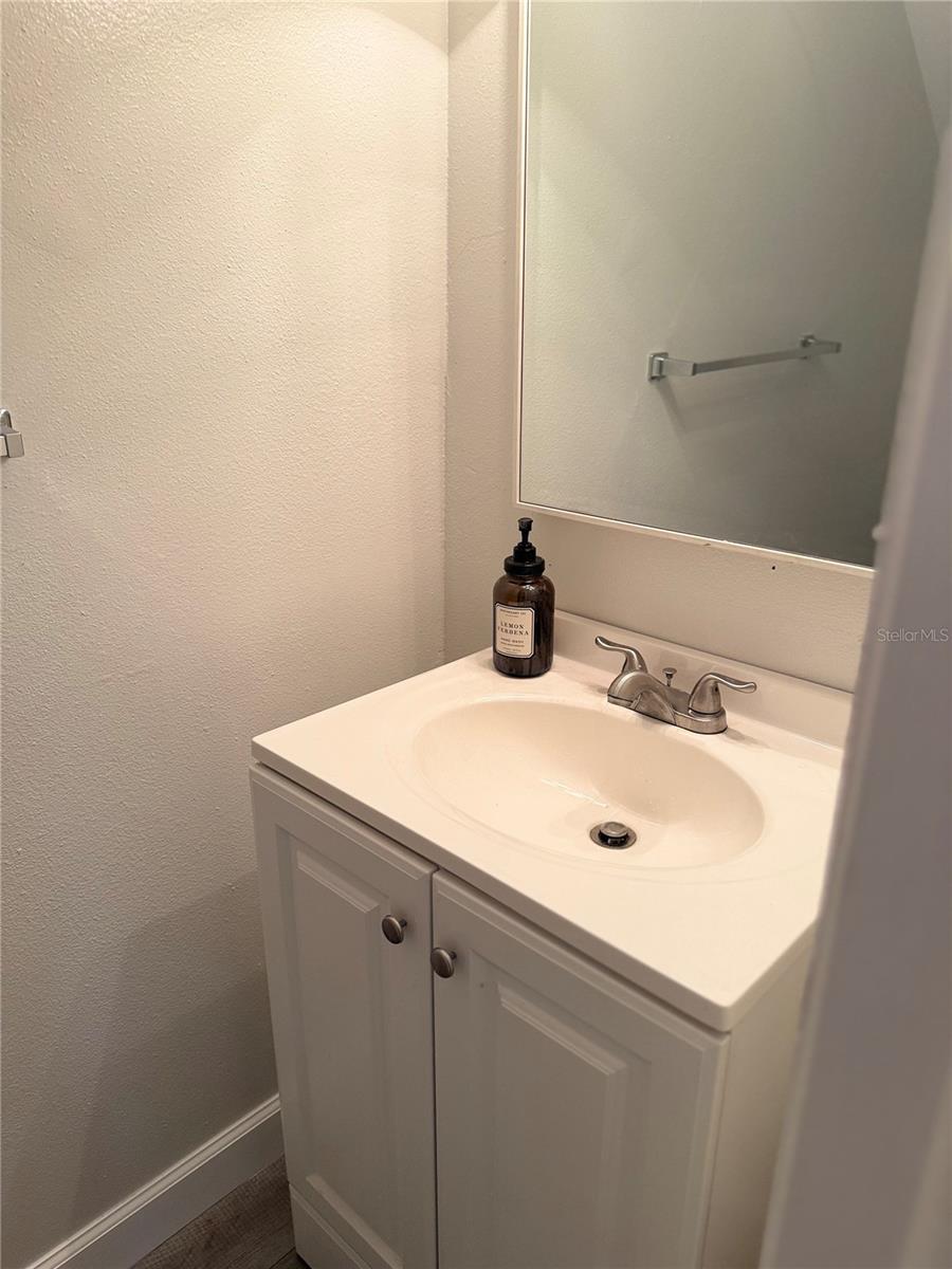 7128 WATERSIDE DR #7128 — photo 9