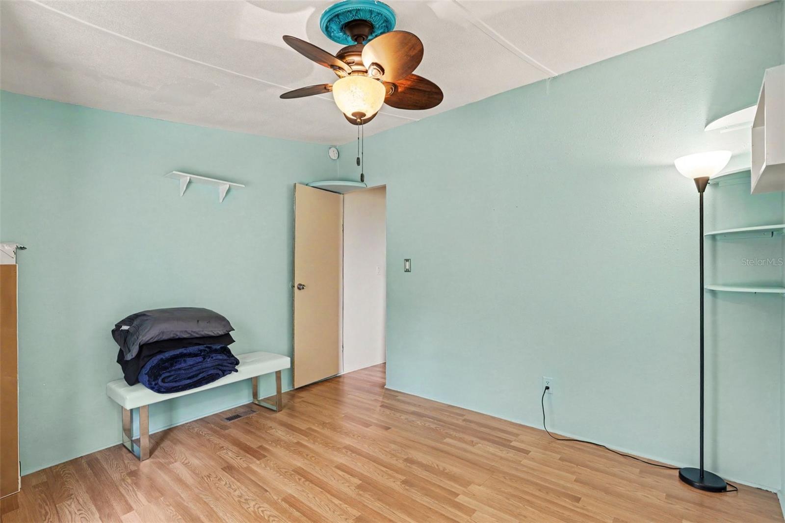 10239 LYONS AVE — photo 21