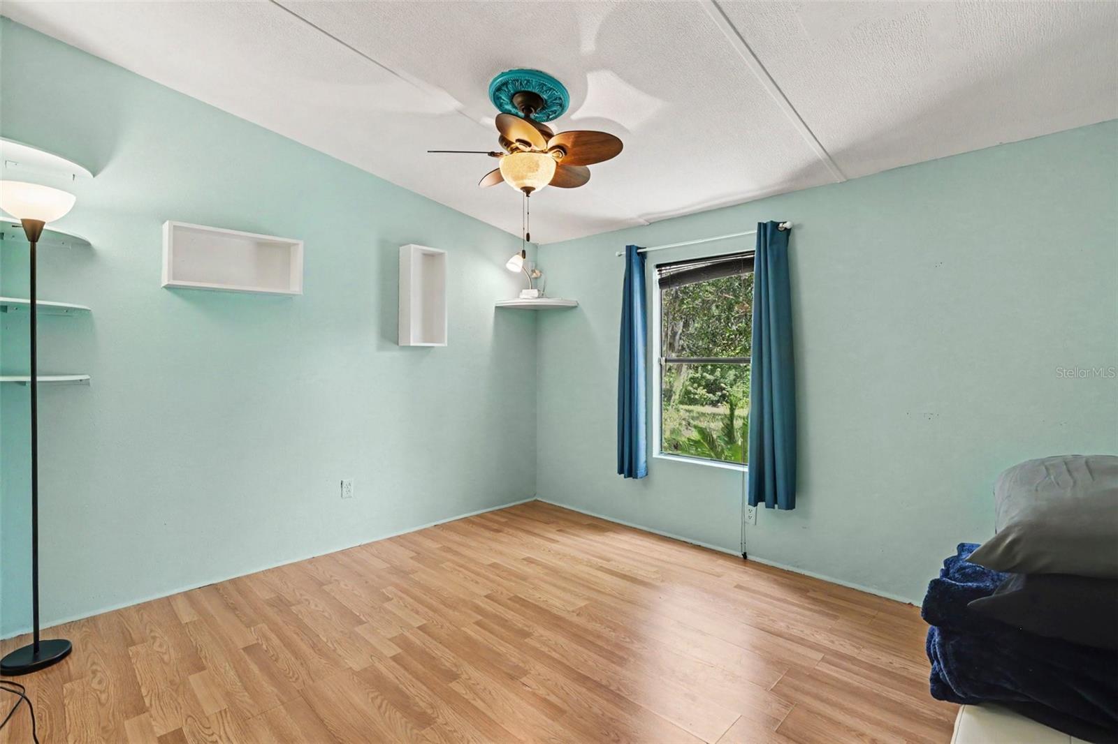 10239 LYONS AVE — photo 20