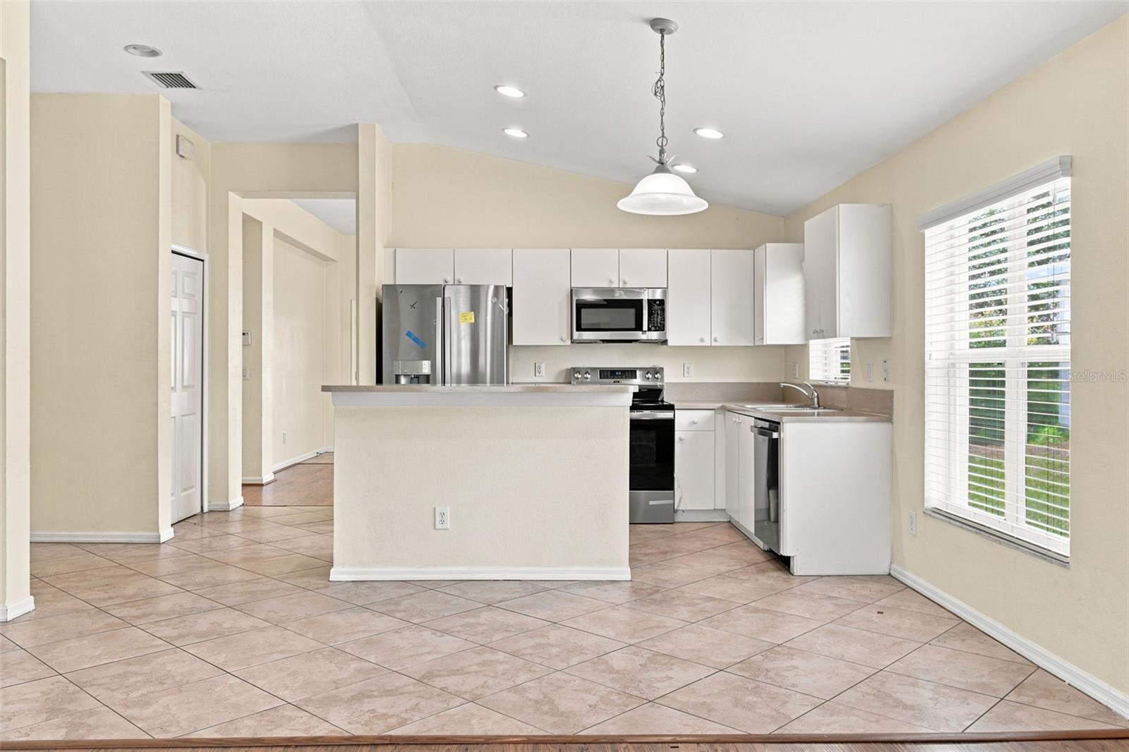 11331 COCONUT ISLAND DR — photo 10