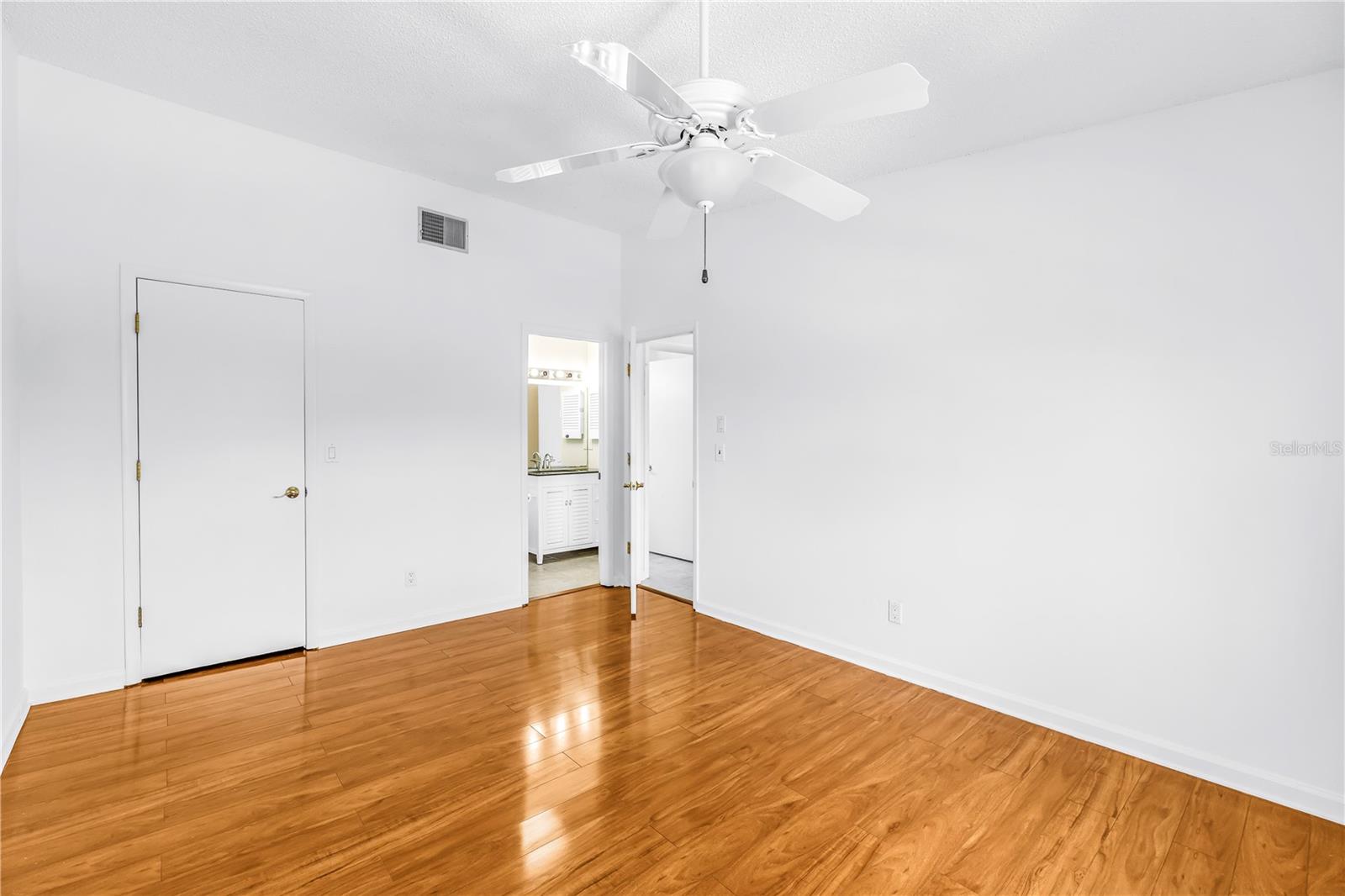 5403 SWEETWATER TERRACE CIR #5403 — photo 24