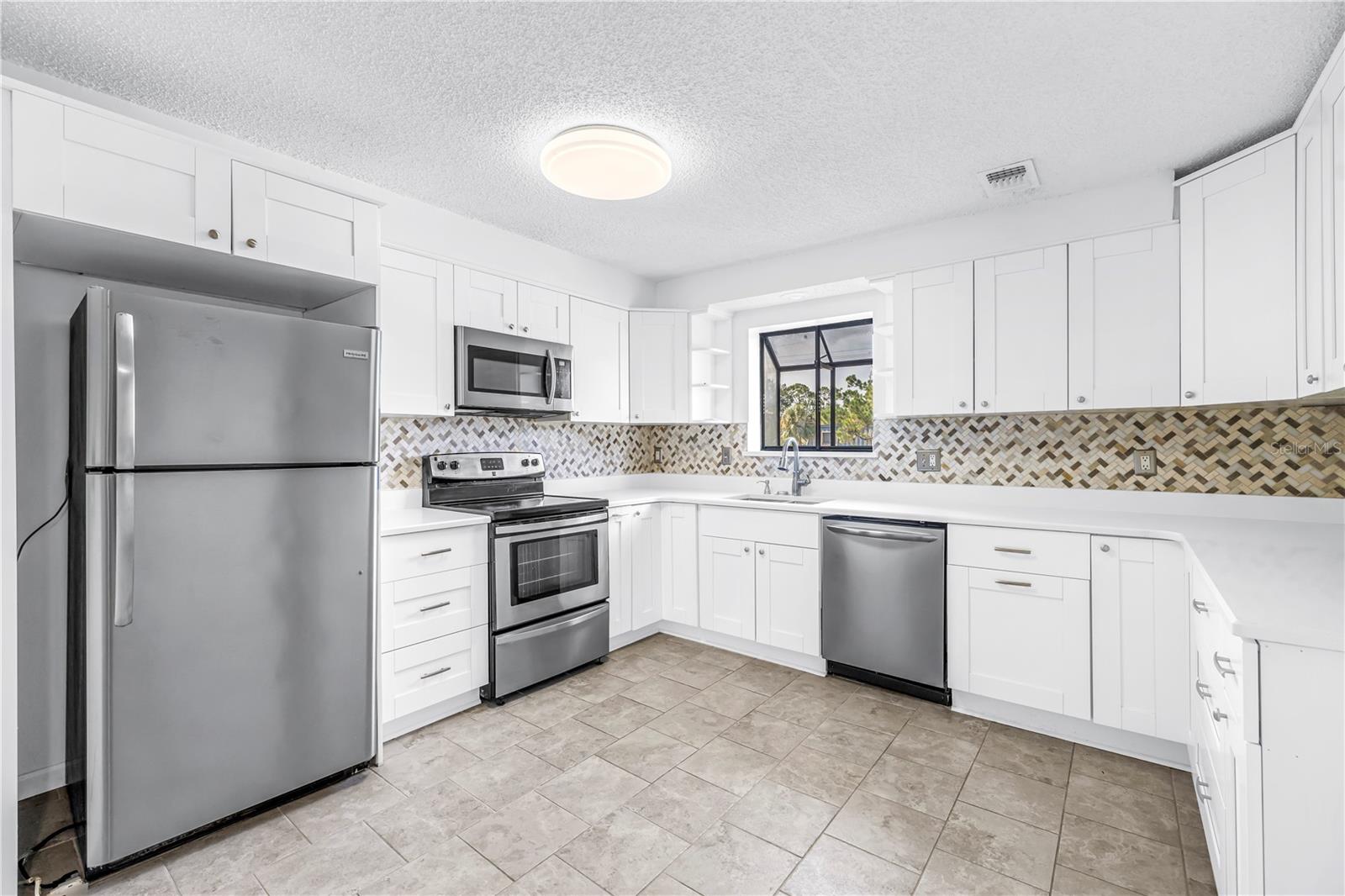 5403 SWEETWATER TERRACE CIR #5403 — photo 14