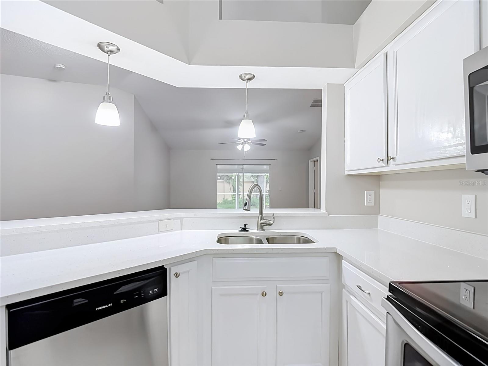1129 CONCH CT — photo 10