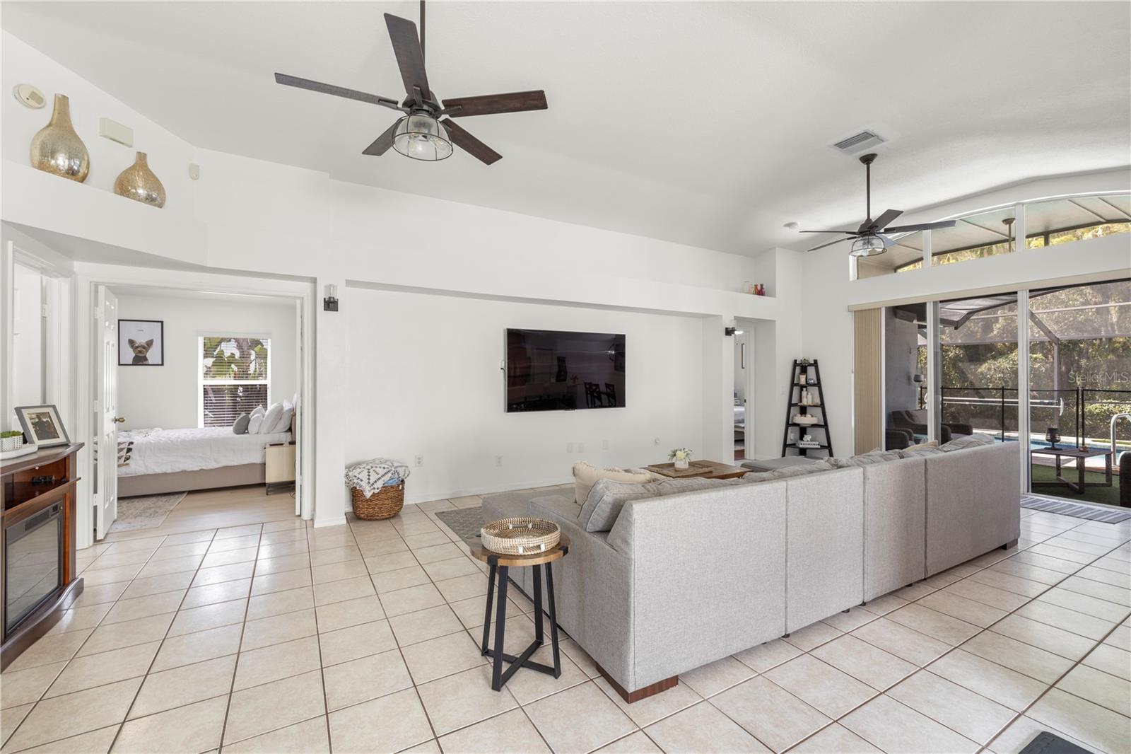 30923 IVERSON DR — photo 11