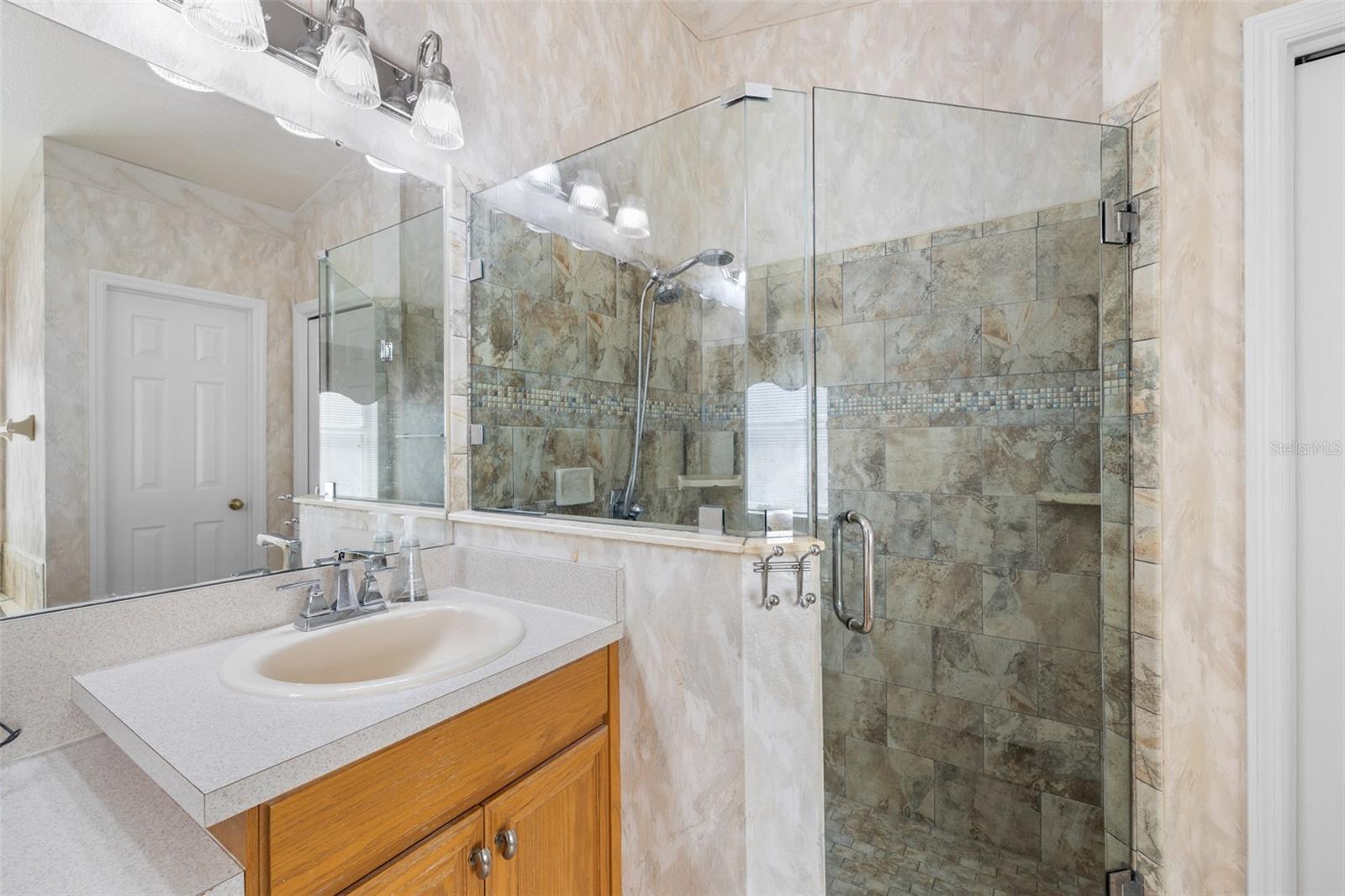 30923 IVERSON DR — photo 34