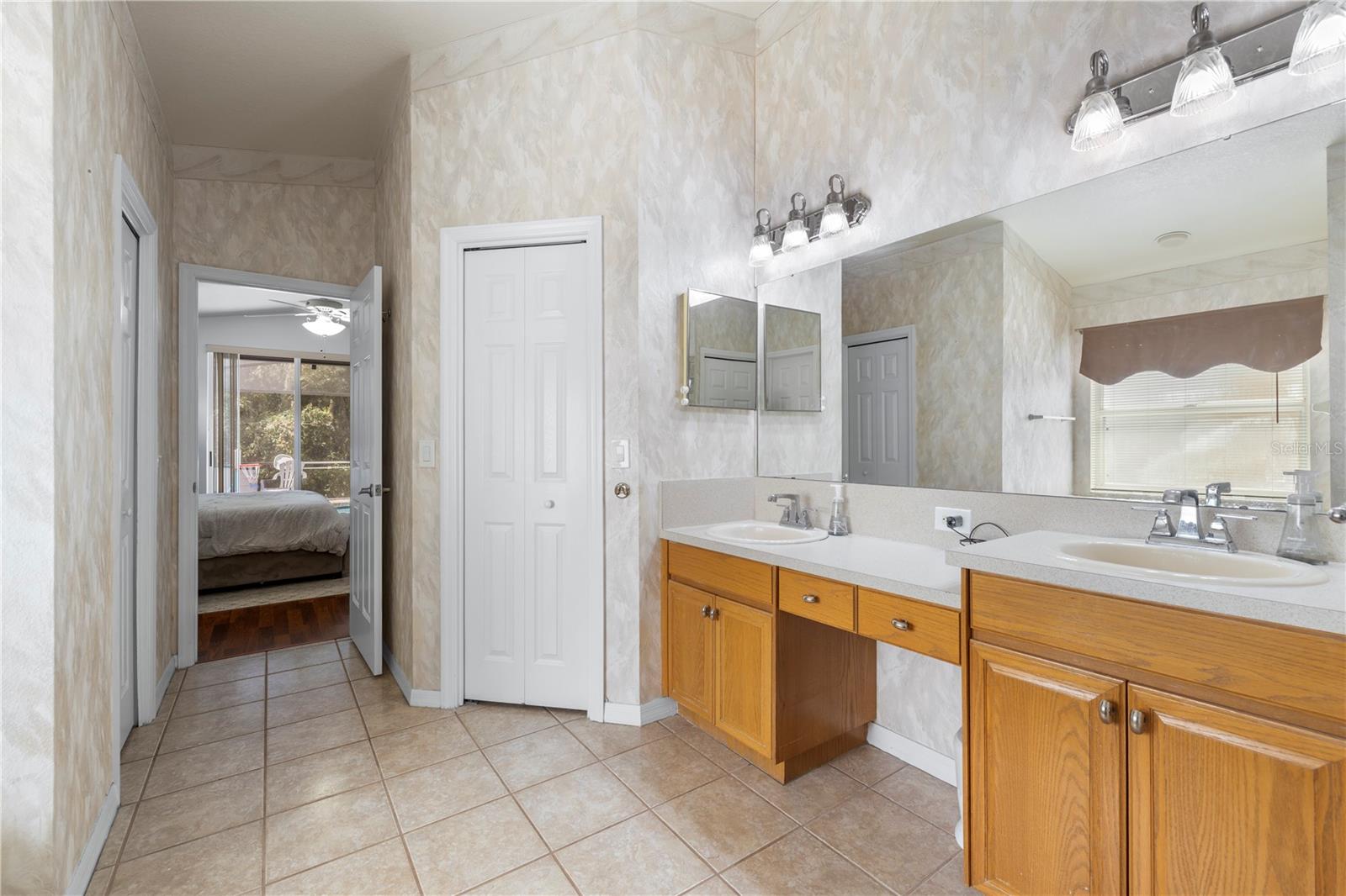 30923 IVERSON DR — photo 36