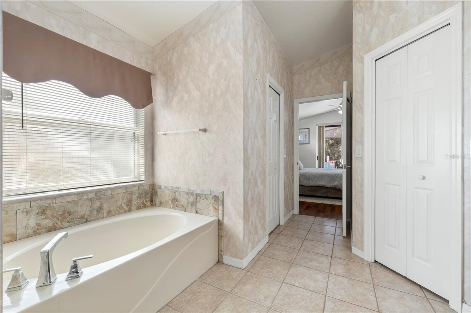 30923 IVERSON DR — photo 29