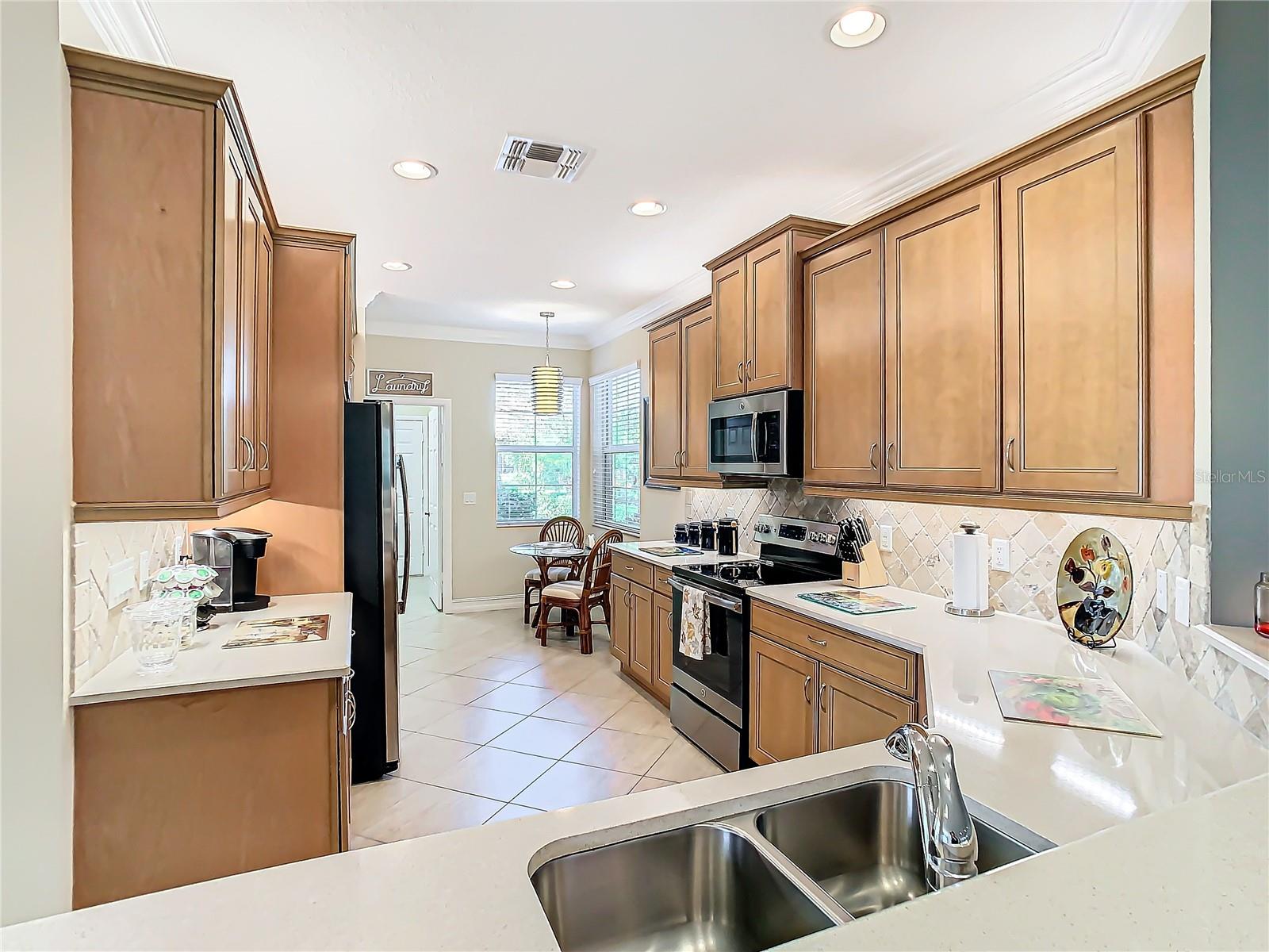 4935 MARBLE SPRINGS CIR — photo 15