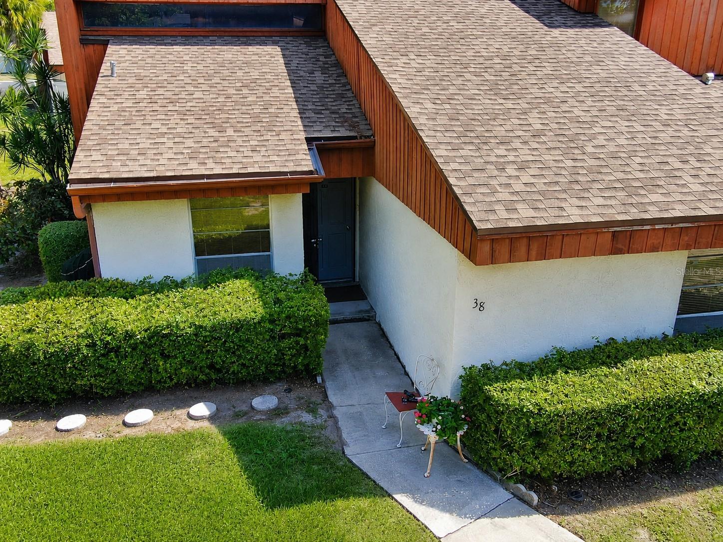 2054 SUNSET POINT RD #38 — photo 3