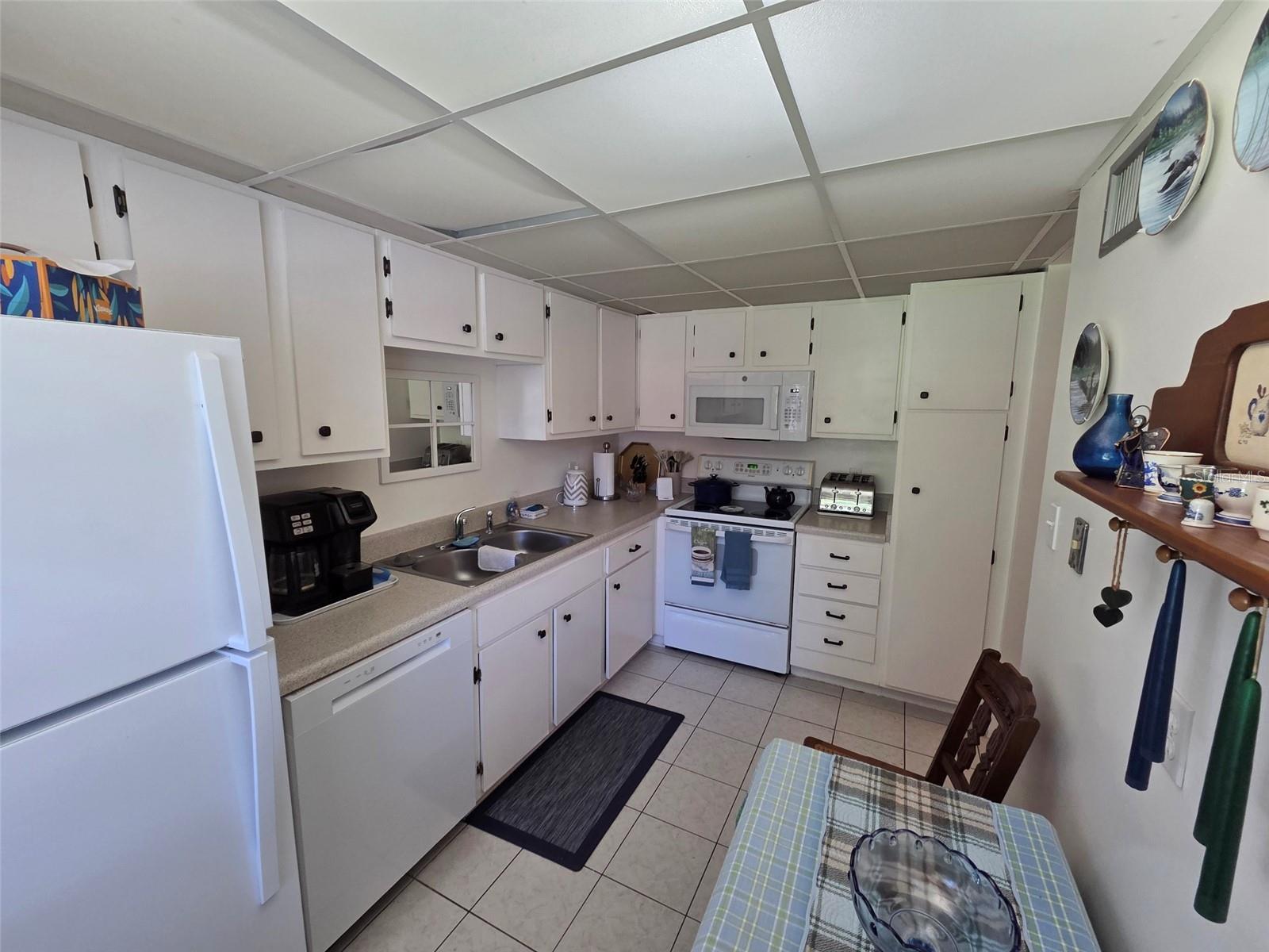 2054 SUNSET POINT RD #38 — photo 8