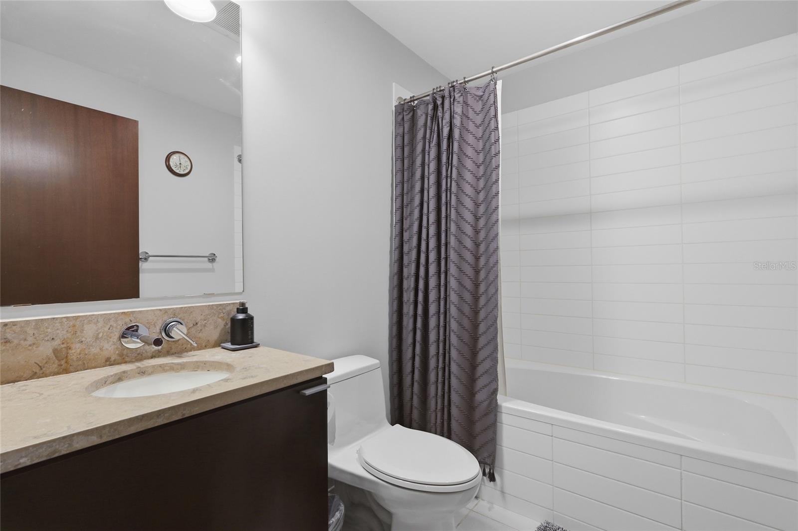 111 N 12TH ST #1424 — photo 17