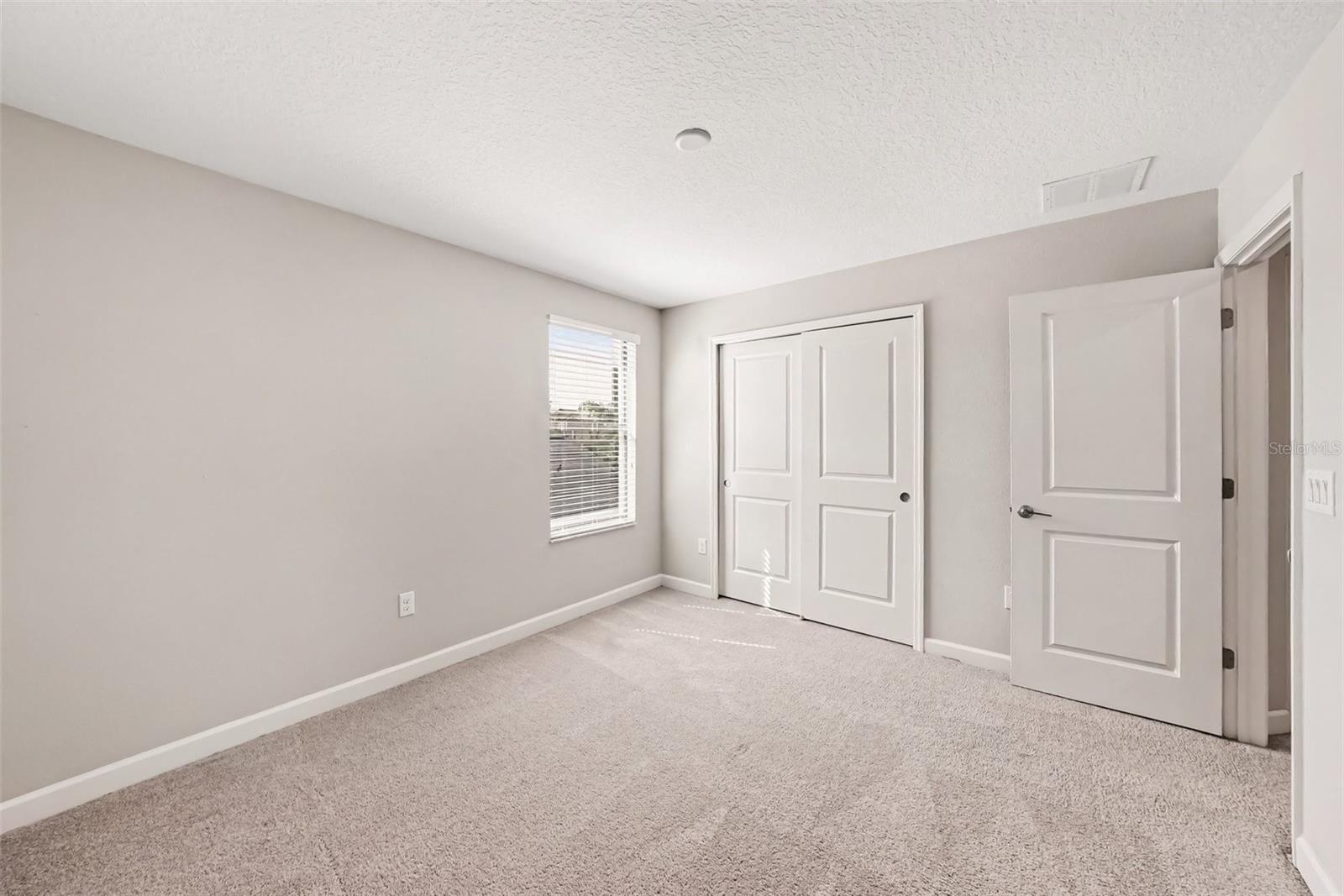 10032 SAGE CREEK DR — photo 30