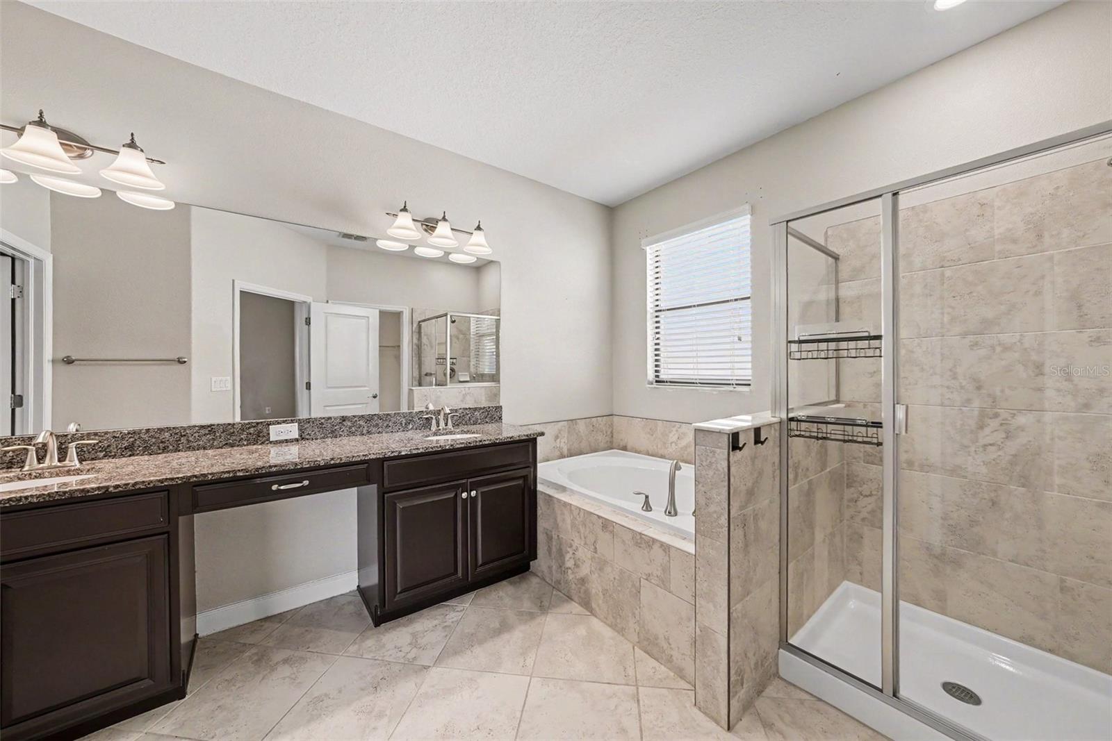 10032 SAGE CREEK DR — photo 25