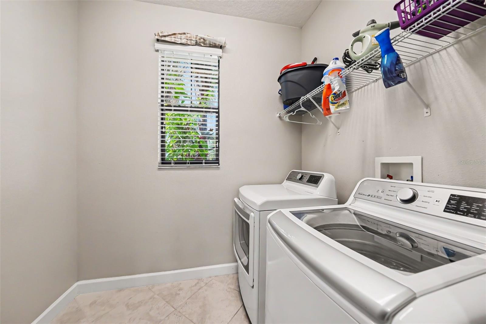 10032 SAGE CREEK DR — photo 37