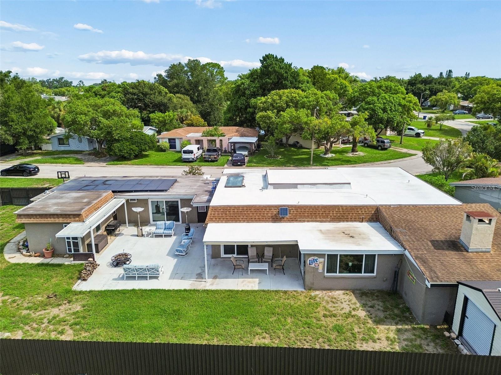4306 NEWBURY DR — photo 43