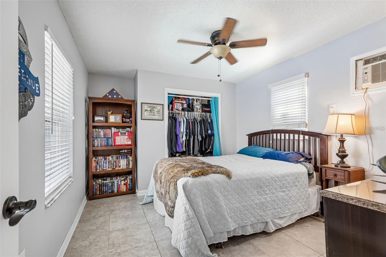 4306 NEWBURY DR — photo 35