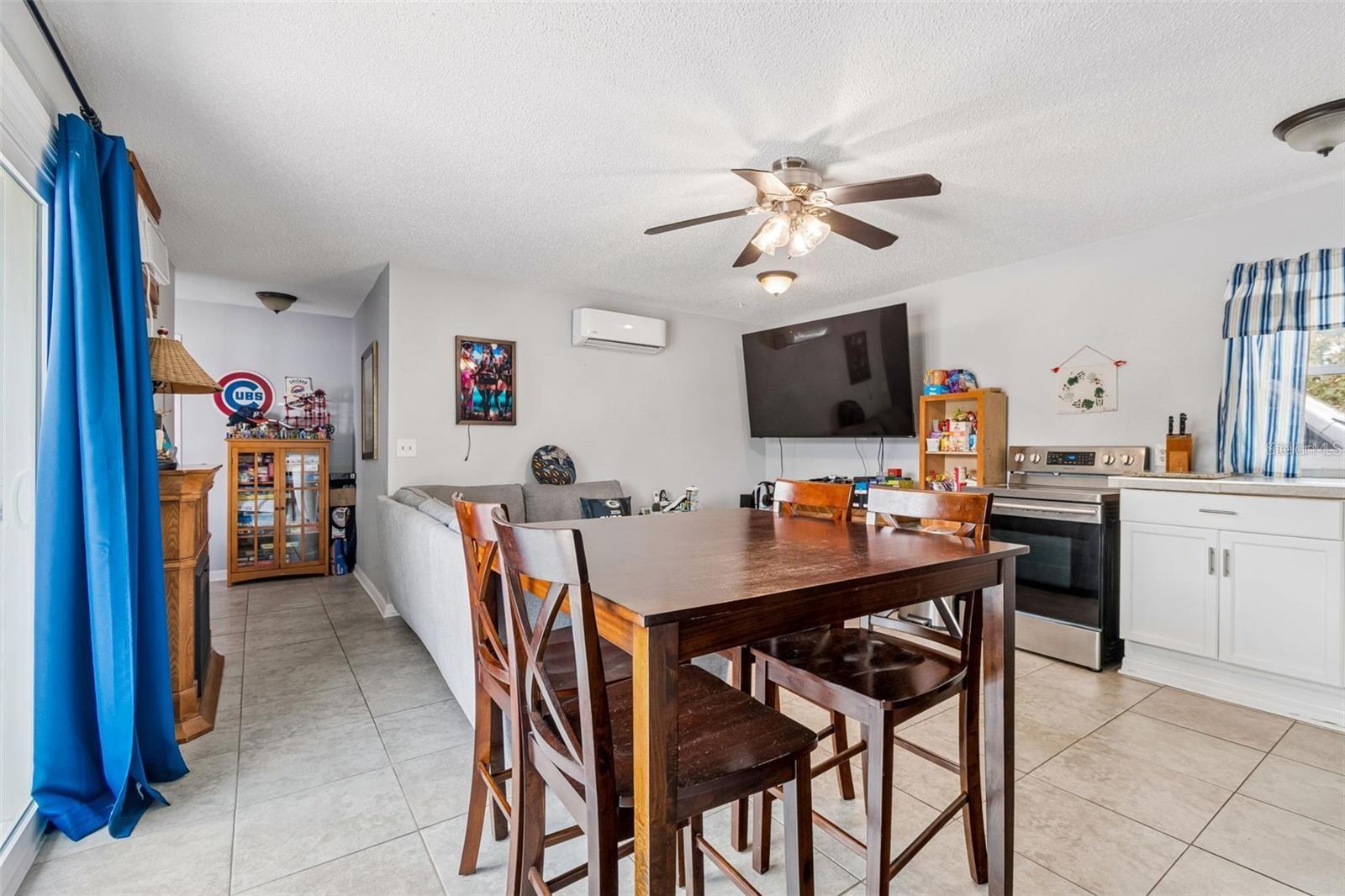 4306 NEWBURY DR — photo 33