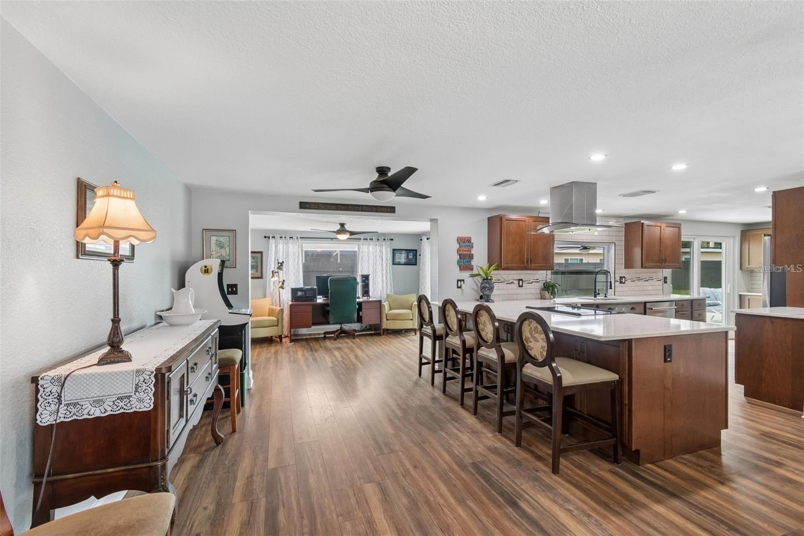 4306 NEWBURY DR — photo 19