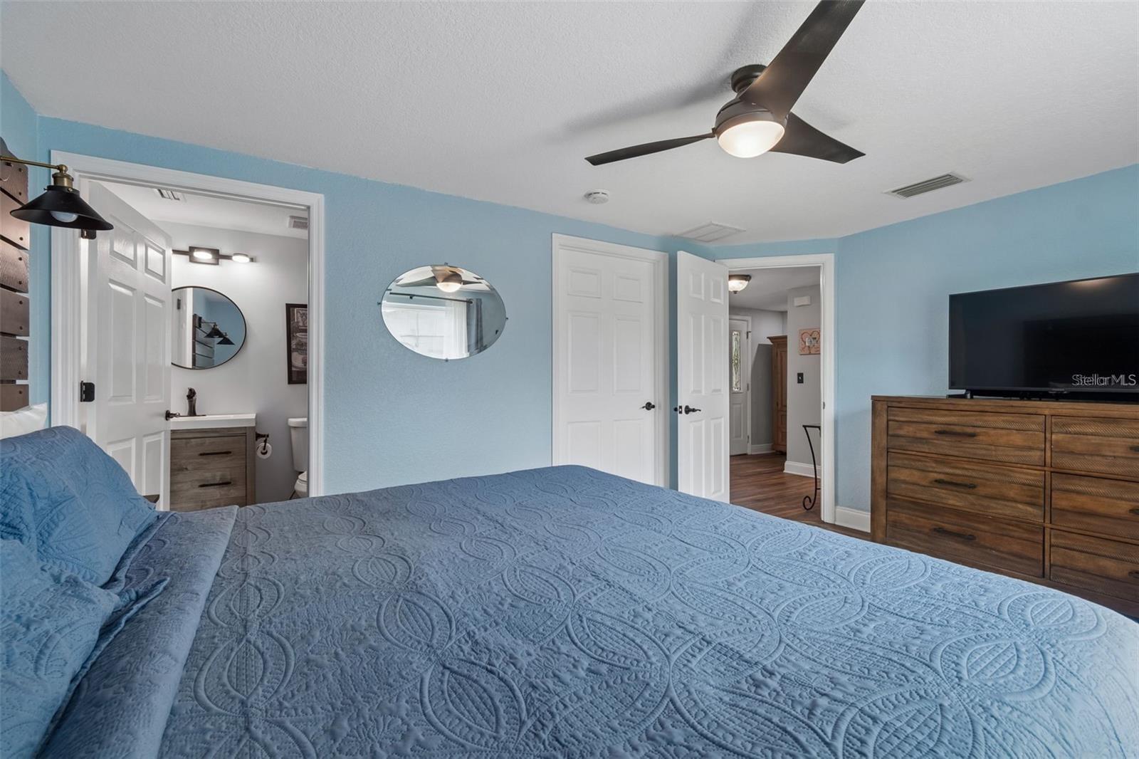 4306 NEWBURY DR — photo 21