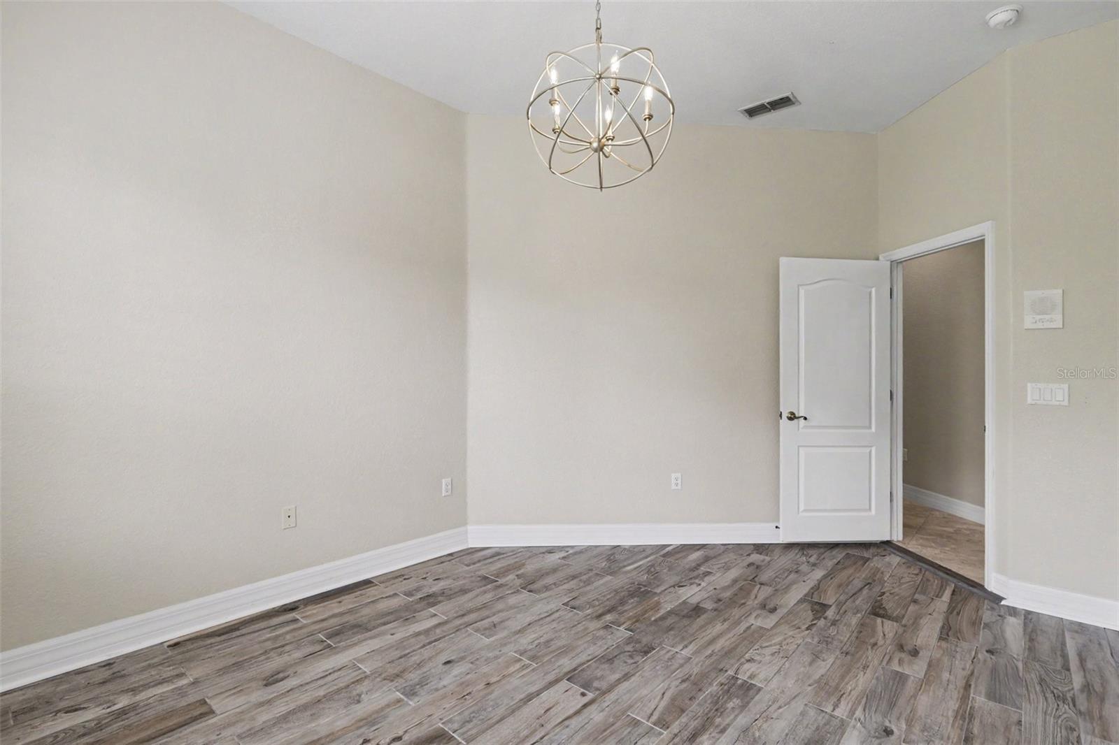 2912 HAMPTON PLACE CT — photo 34