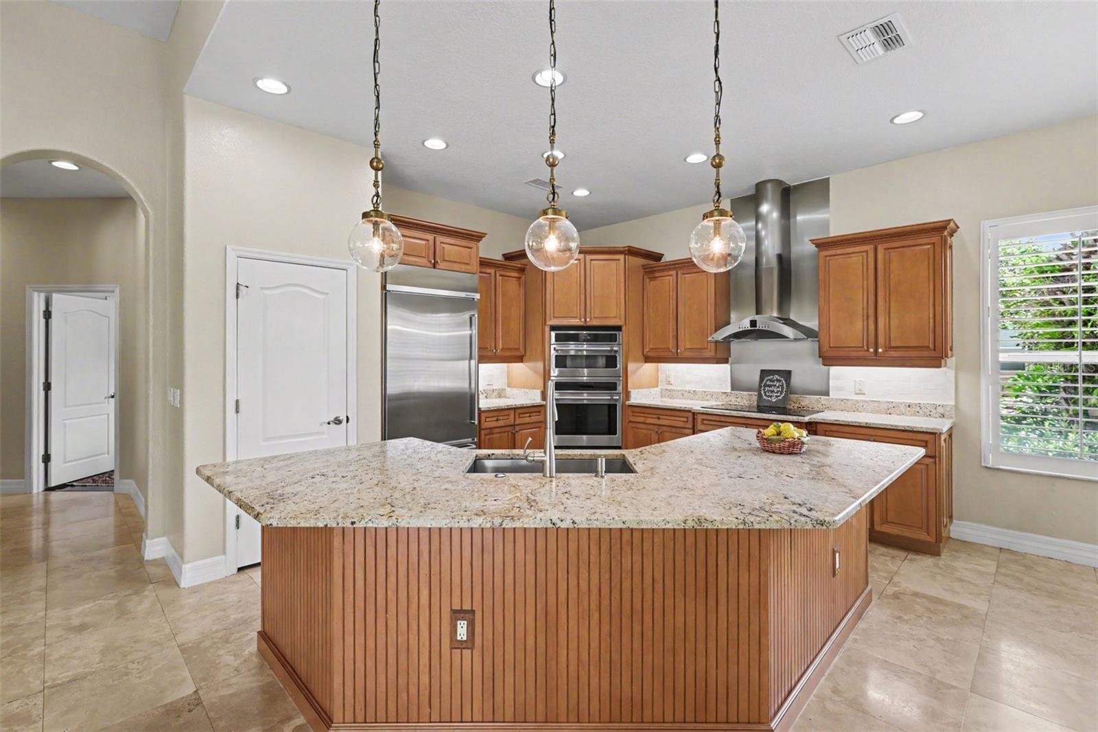2912 HAMPTON PLACE CT — photo 3
