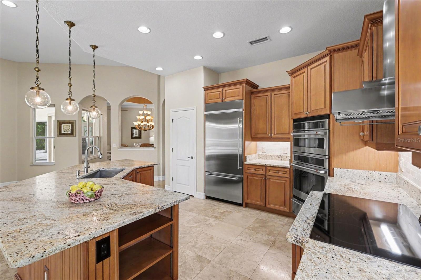 2912 HAMPTON PLACE CT — photo 16