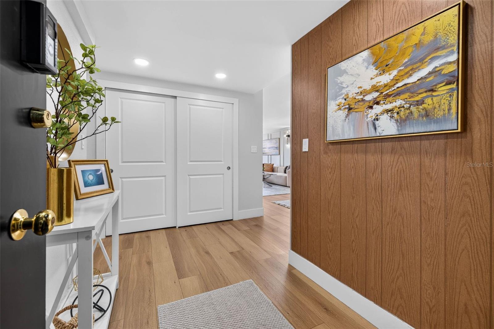 100 OAKMONT LN #204 — photo 2