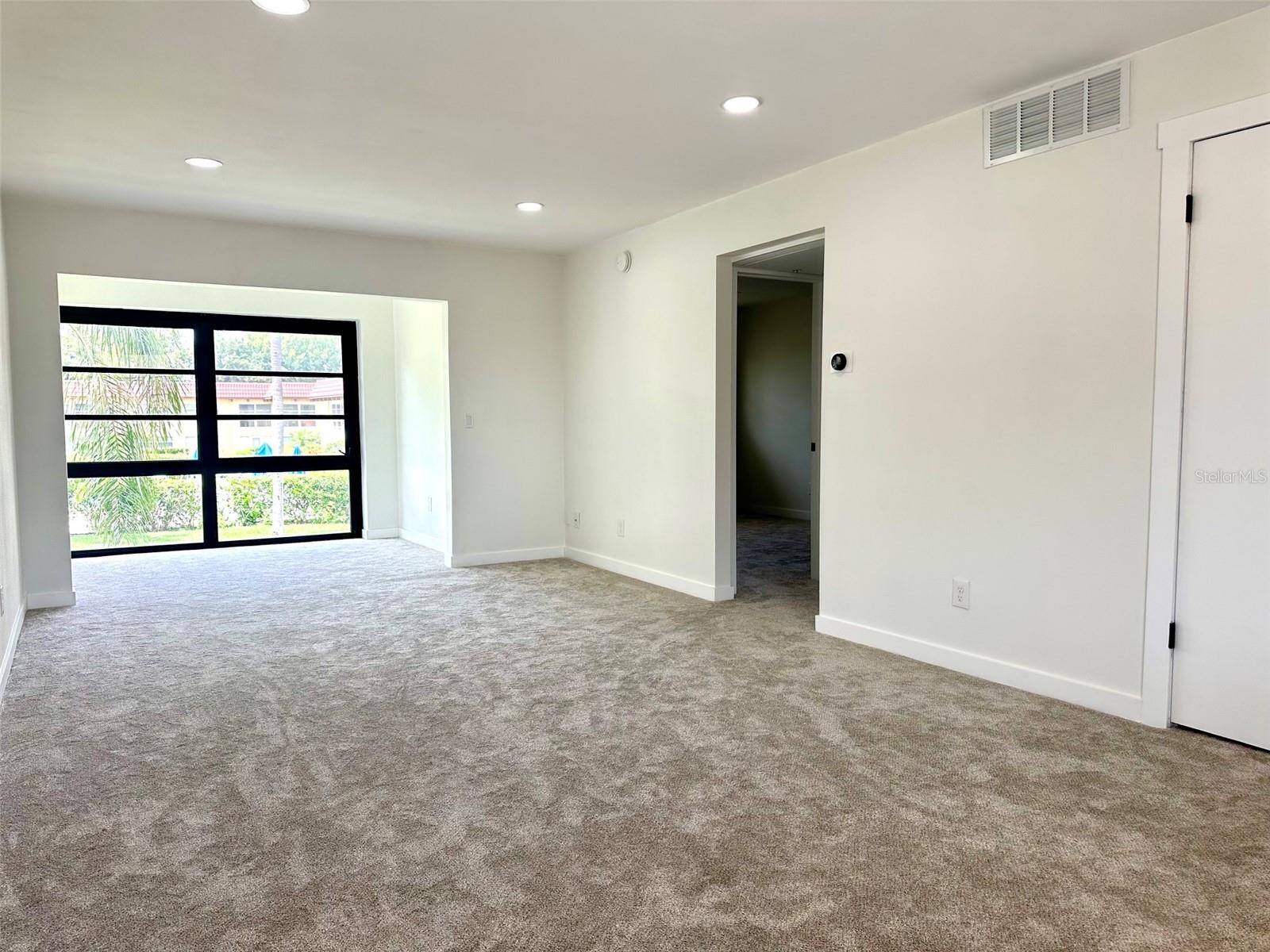 1845 S HIGHLAND AVE #6-11 — photo 8