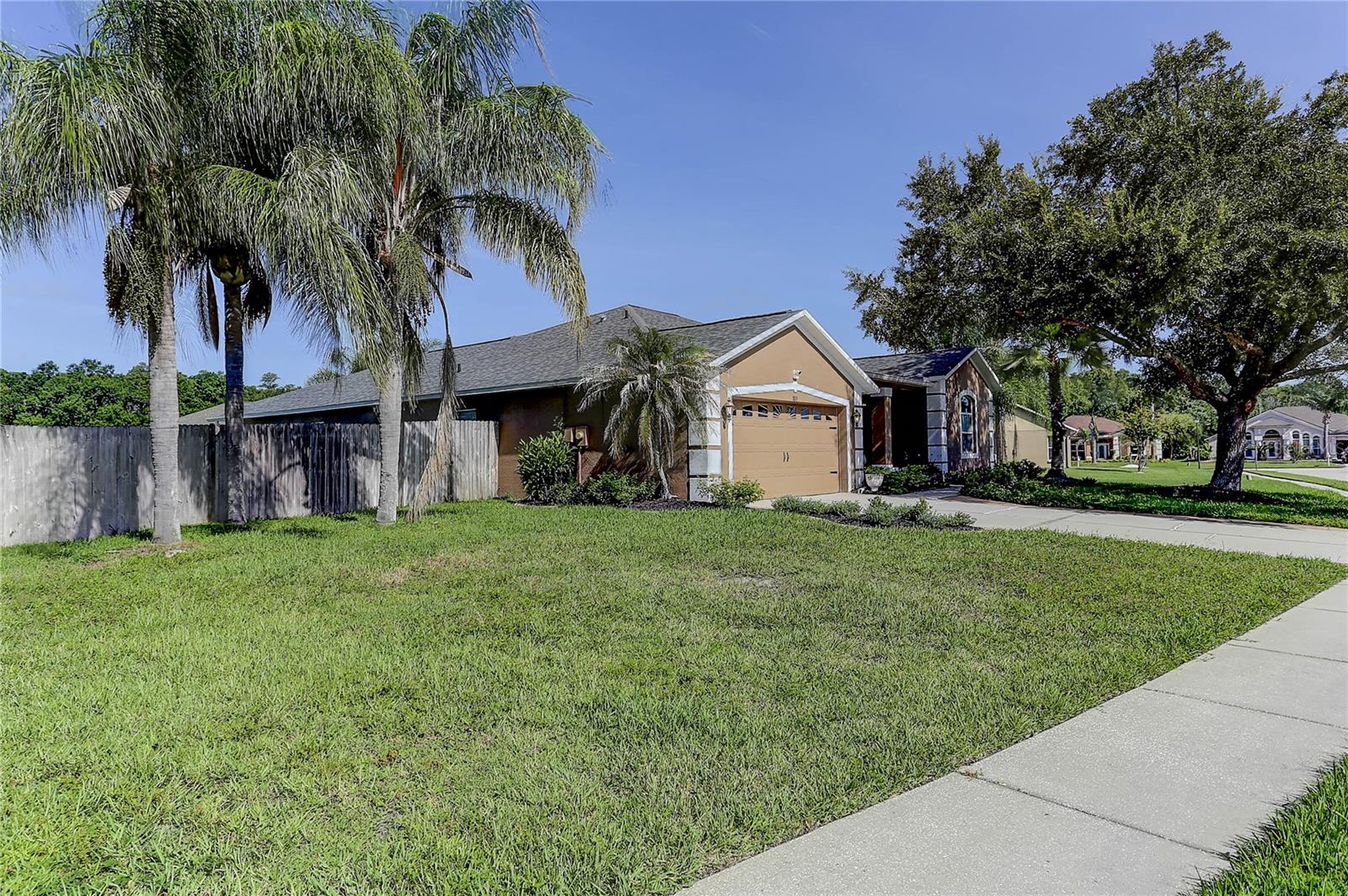 3815 RED BLUFF CT — photo 3