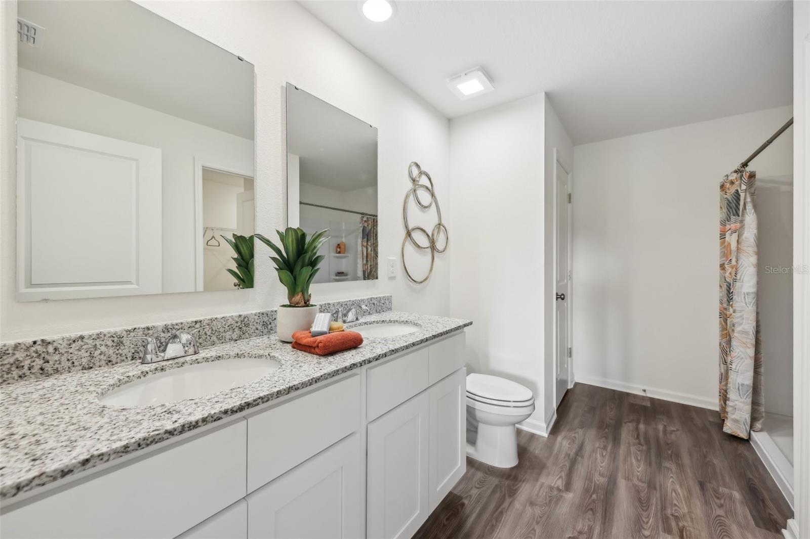 7073 ROMAN AVE — photo 29