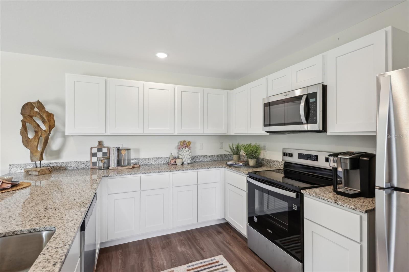 7073 ROMAN AVE — photo 15