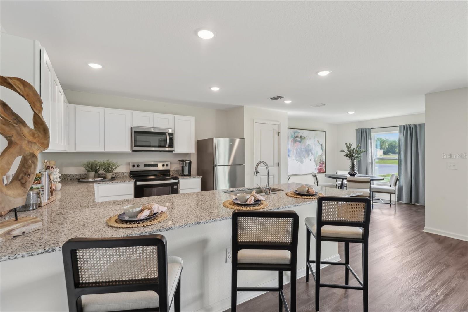 7073 ROMAN AVE — photo 13